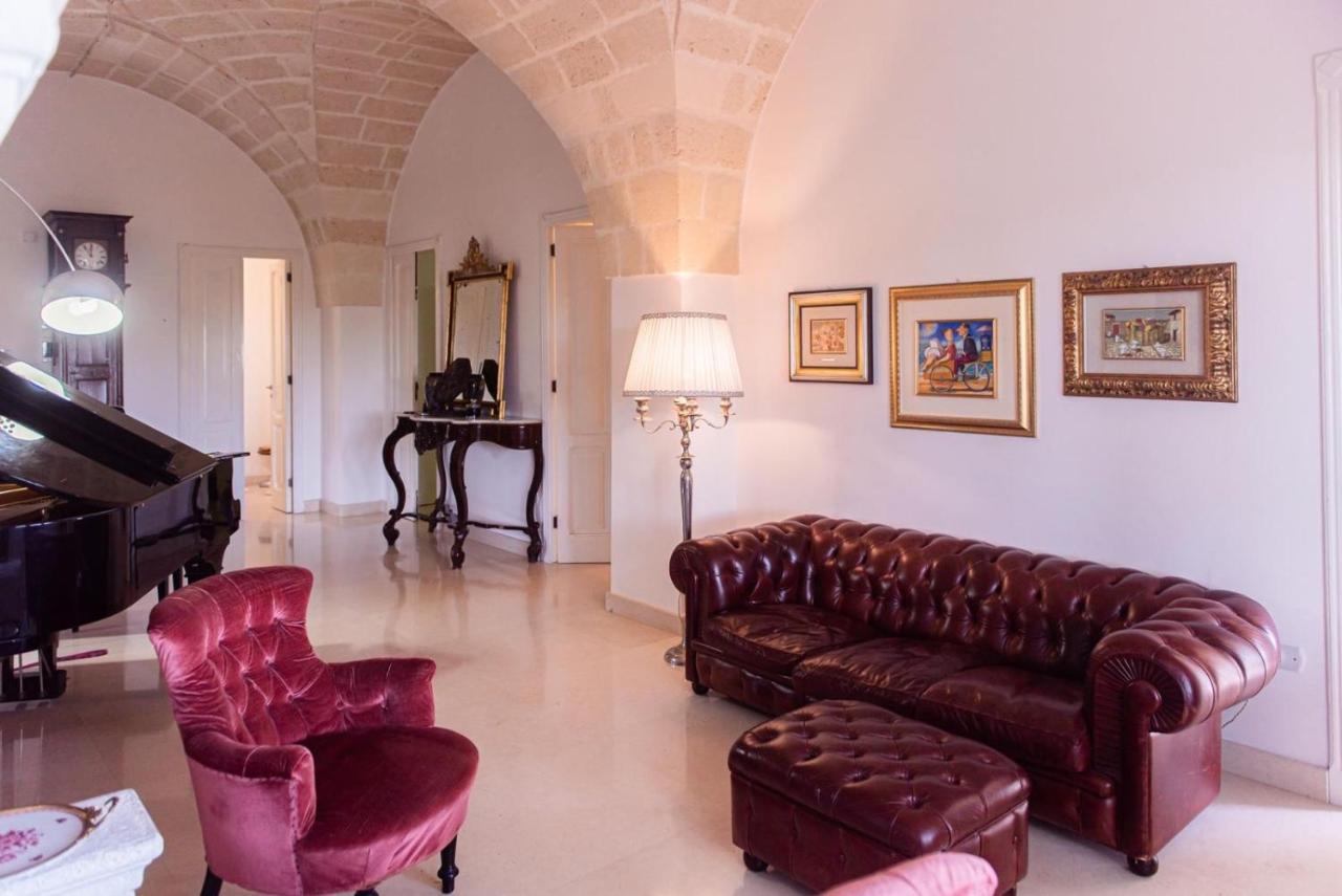 Villa Encantamiento - Dimora Gelsomino - Masseria Storica Nel Cuore Della Puglia Con Piscina Latiano Extérieur photo
