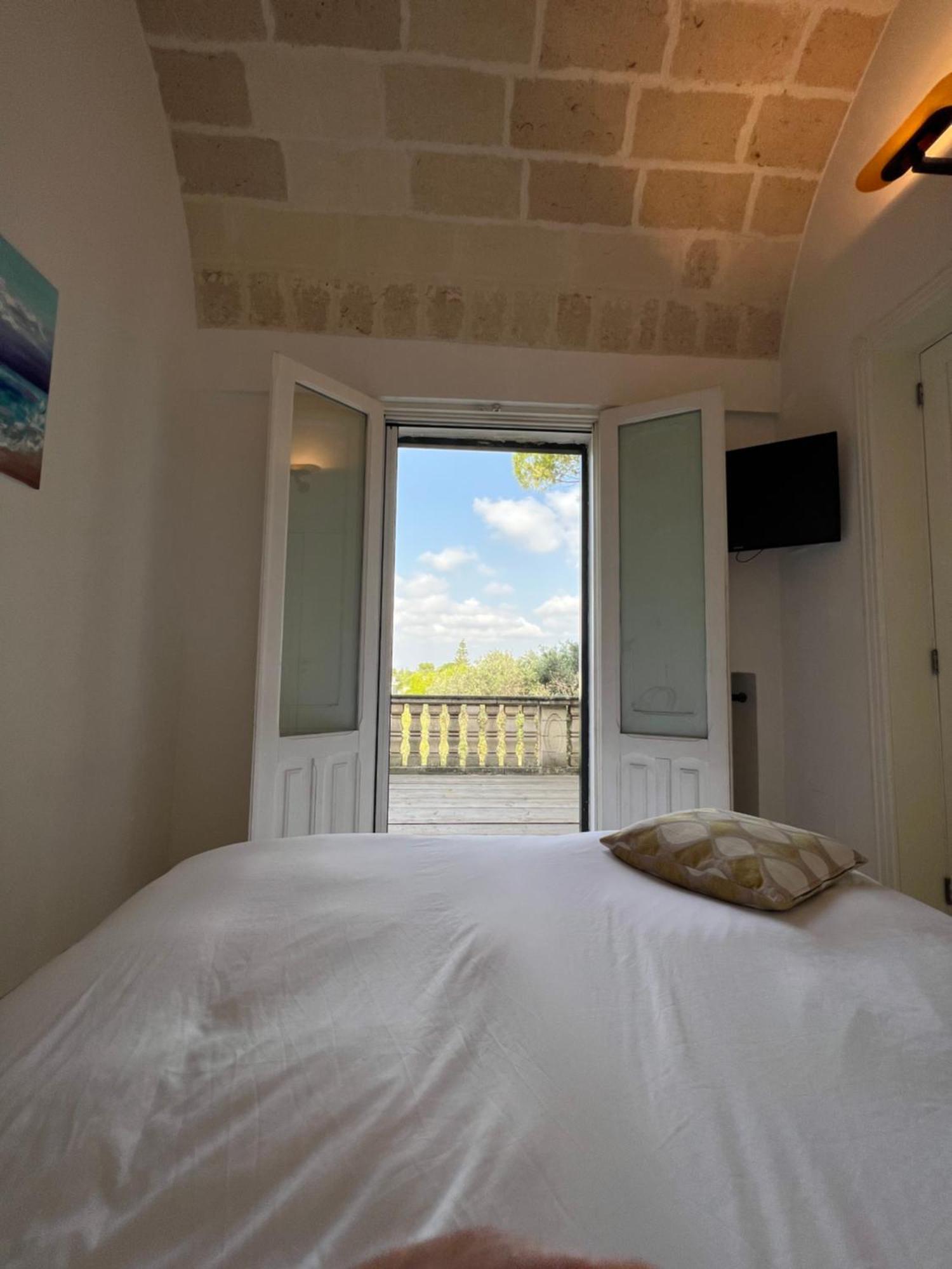 Villa Encantamiento - Dimora Gelsomino - Masseria Storica Nel Cuore Della Puglia Con Piscina Latiano Extérieur photo